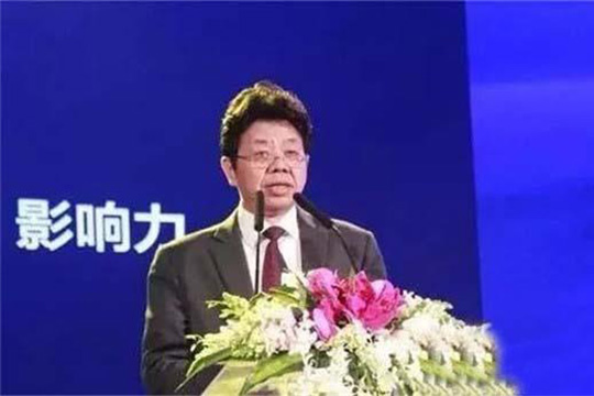 星空(中国)一站式服务官网重工KS266H-2全液压单钢轮压路机荣获中国工程机械年度产品TOP50“技术创新