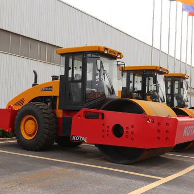 星空(中国)一站式服务官网重工压路机产品亮相第22届中国杨凌农高会